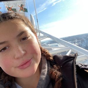 Meet your Posher, Natasha